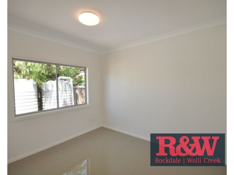 11a Innesdale Road, Wolli Creek NSW 2205