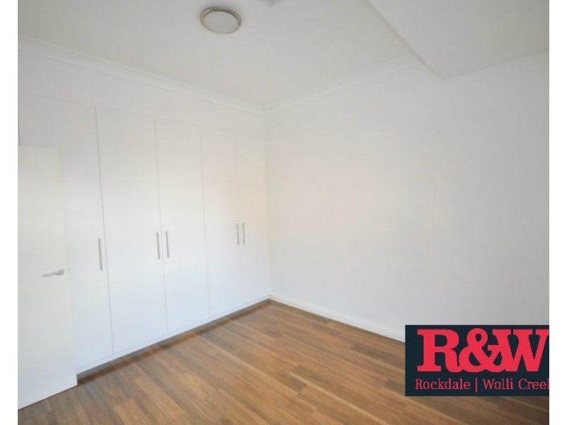 V2/19 Oswell Street, Rockdale NSW 2216
