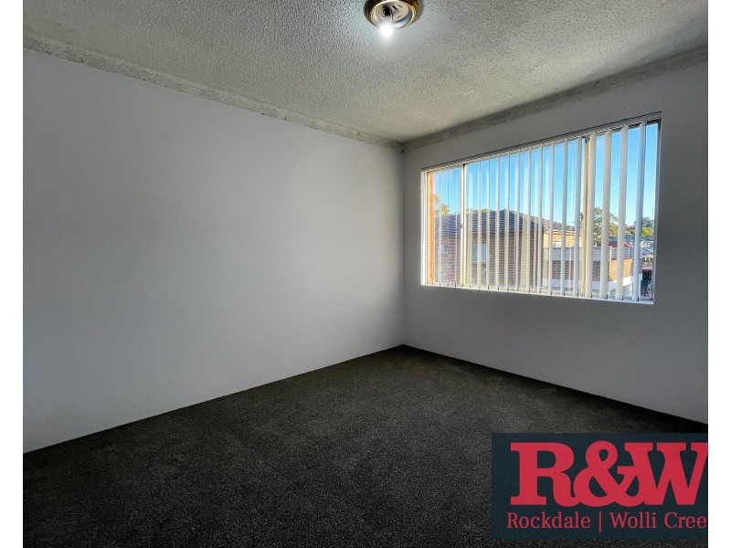 4/33 Queen Victoria Street, Bexley NSW 2207