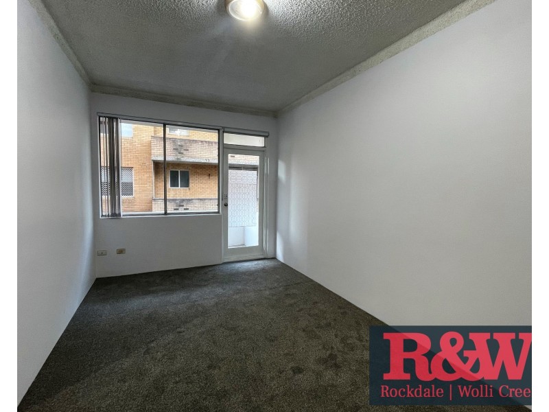 4/33 Queen Victoria Street, Bexley NSW 2207