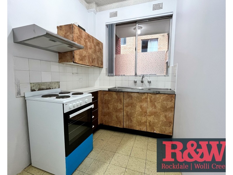 4/33 Queen Victoria Street, Bexley NSW 2207