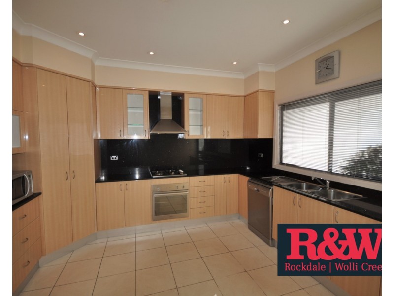 41A Segenhoe Street, Arncliffe NSW 2205