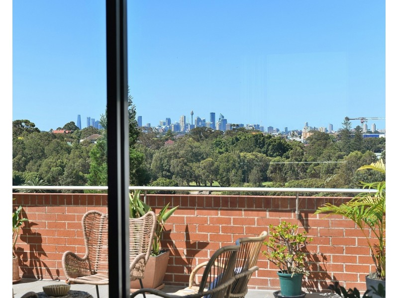 703/4 Brodie Spark Drive, Wolli Creek NSW 2205