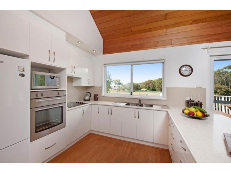 13 Manyana Drive, Manyana NSW 2539
