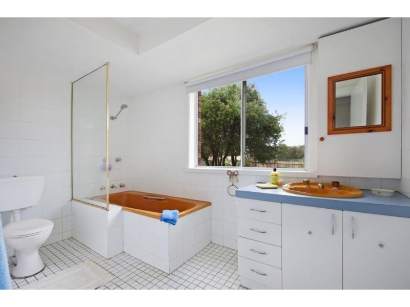 13 Manyana Drive, Manyana NSW 2539