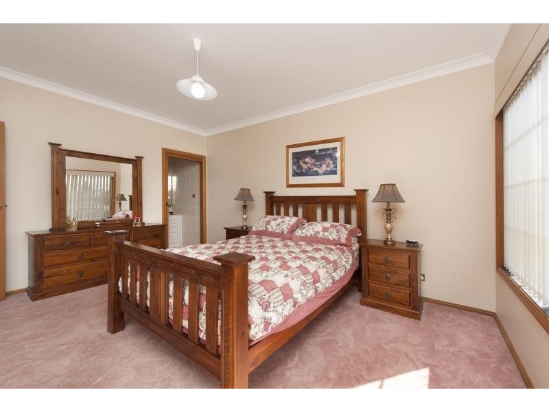 1 Rennies Beach Close, Ulladulla NSW 2539