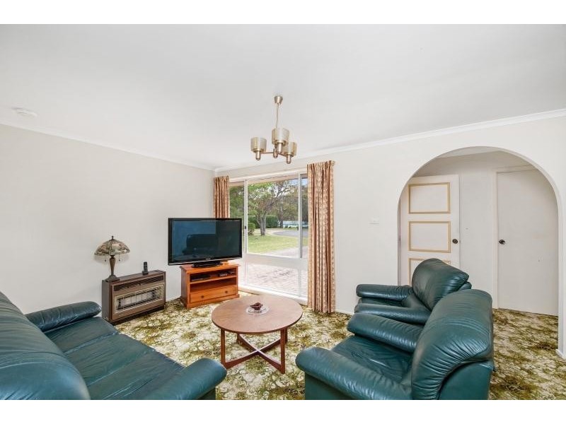 15 Ireland Street, Burrill Lake NSW 2539