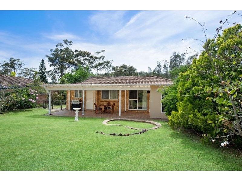 15 Ireland Street, Burrill Lake NSW 2539