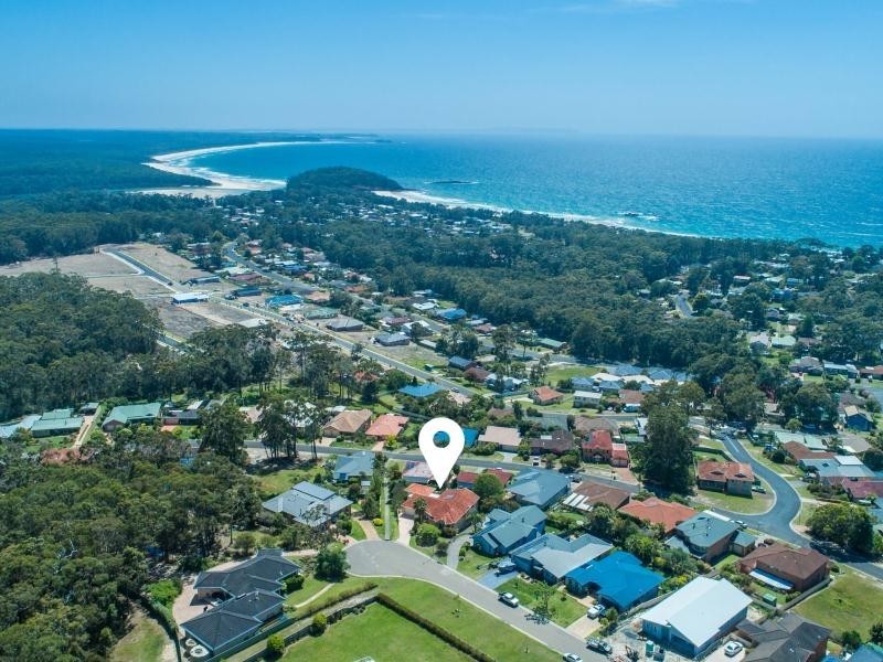 20 Seascape Close, Narrawallee NSW 2539