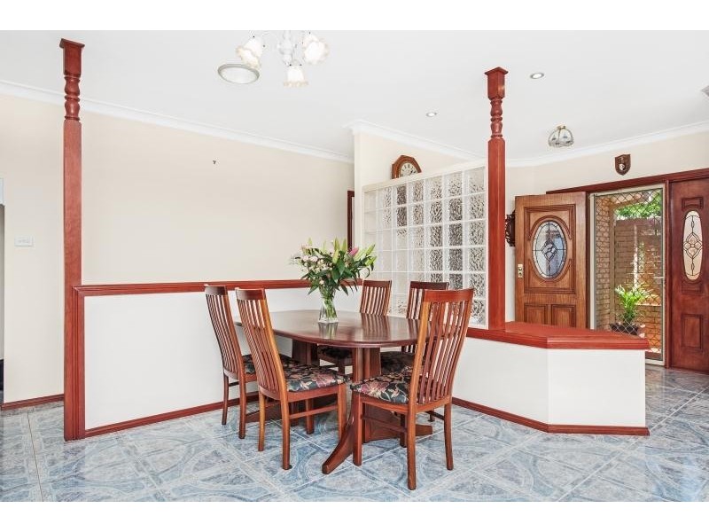 20 Seascape Close, Narrawallee NSW 2539