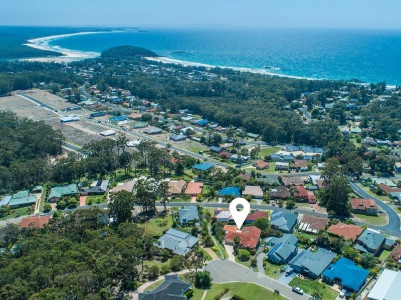 20 Seascape Close, Narrawallee NSW 2539