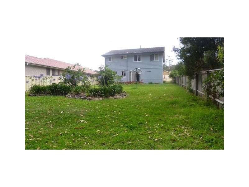 12 George Avenue, Kings Point NSW 2539