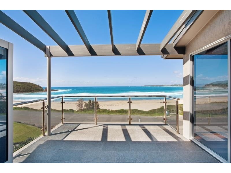 22 Beach Road, Mollymook NSW 2539
