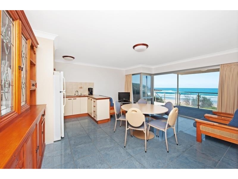 22 Beach Road, Mollymook NSW 2539