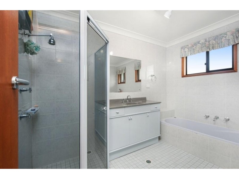 100 Carroll Avenue, Mollymook NSW 2539