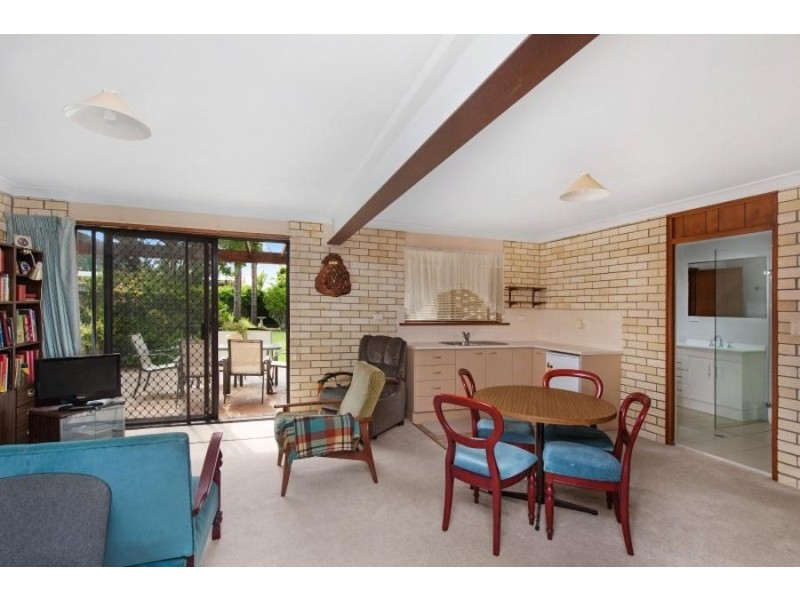 100 Carroll Avenue, Mollymook NSW 2539