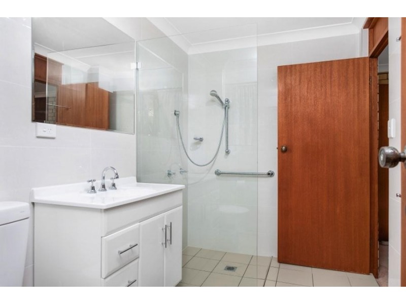 100 Carroll Avenue, Mollymook NSW 2539