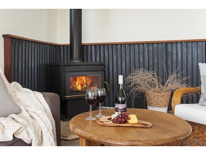 196 Mitchell Parade, Mollymook NSW 2539
