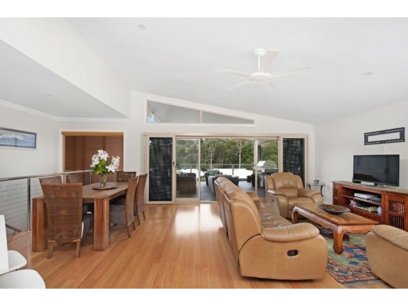 14B Wuru Drive, Burrill Lake NSW 2539