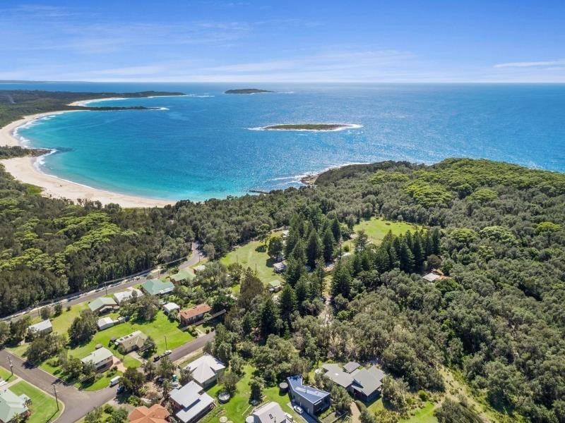 35 Scerri Drive, Kioloa NSW 2539