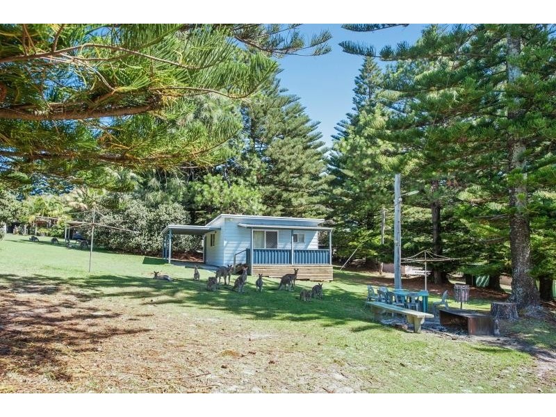 35 Scerri Drive, Kioloa NSW 2539