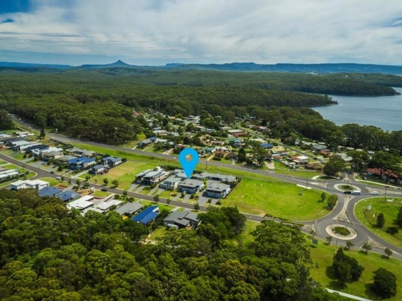 Unit 5/8 Wuru Drive, Burrill Lake NSW 2539