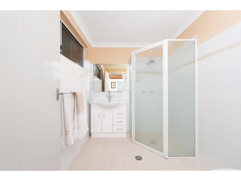 22 Clissold Street, Mollymook NSW 2539