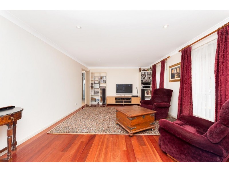 22 Clissold Street, Mollymook NSW 2539