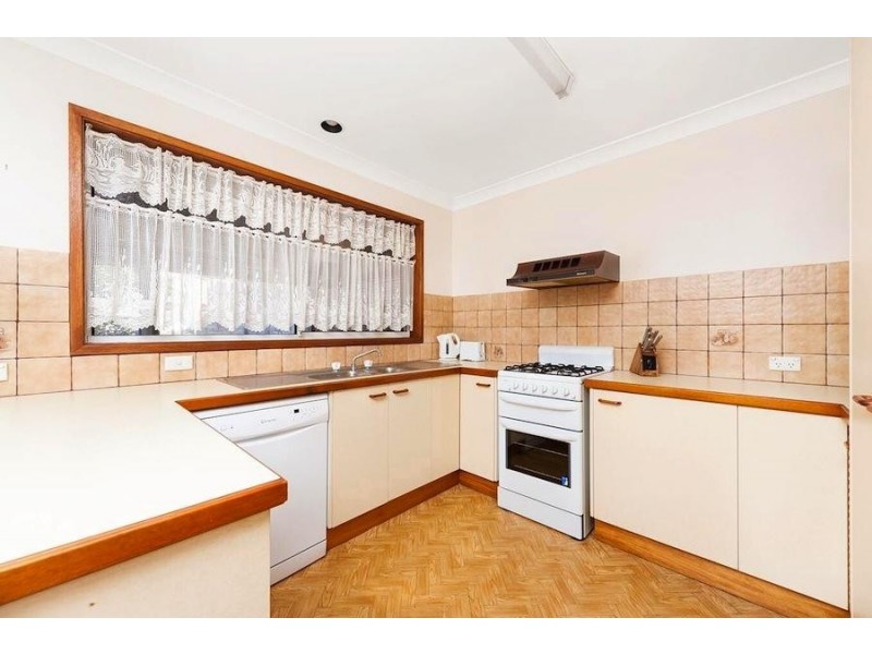 20 Leigh Crescent, Ulladulla NSW 2539