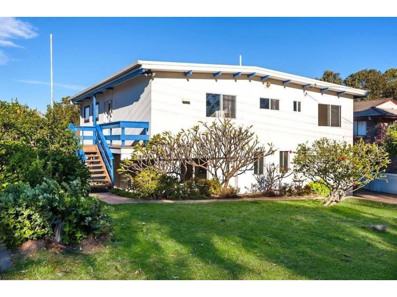 106 Mitchell Parade, Mollymook NSW 2539