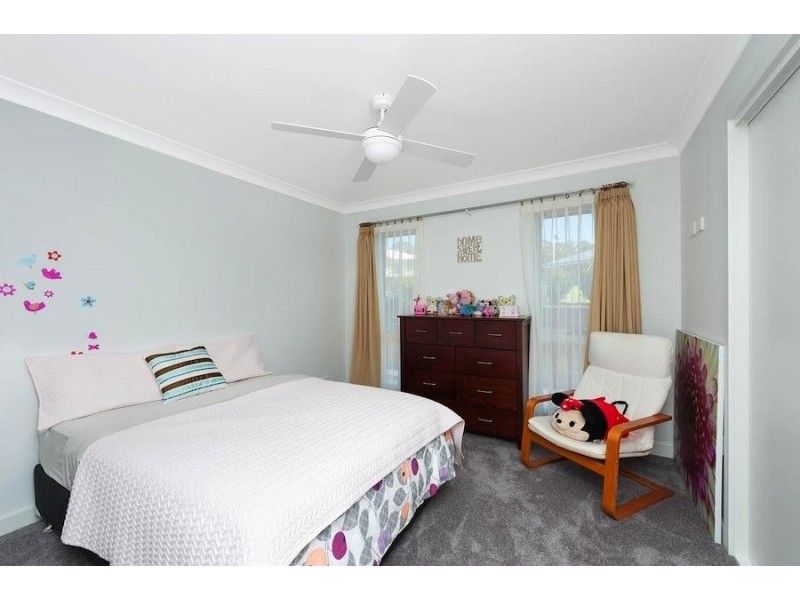 6 Seascape Close, Narrawallee NSW 2539