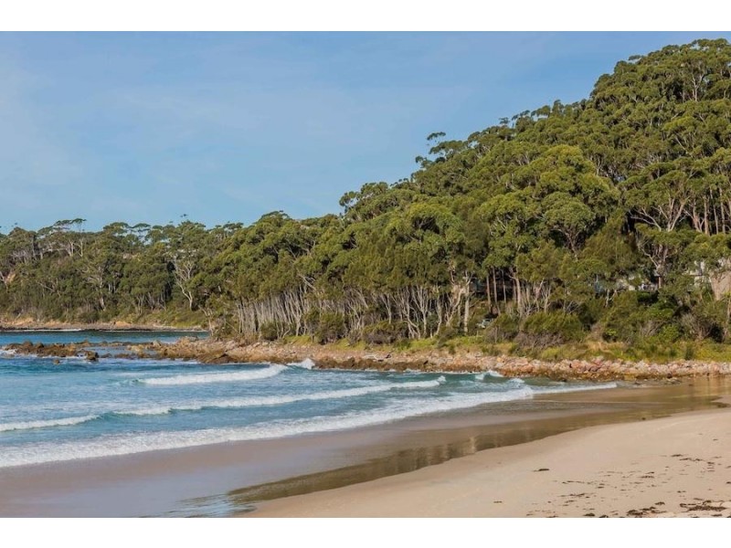 3 Virgo Place, Narrawallee NSW 2539