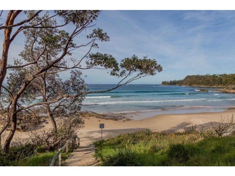 3 Virgo Place, Narrawallee NSW 2539