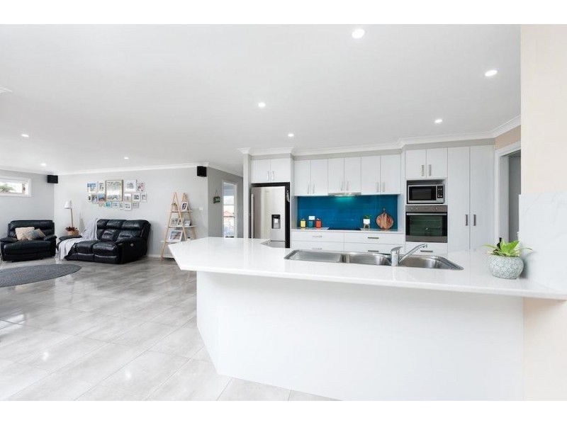 60 Brushbox Drive, Ulladulla NSW 2539