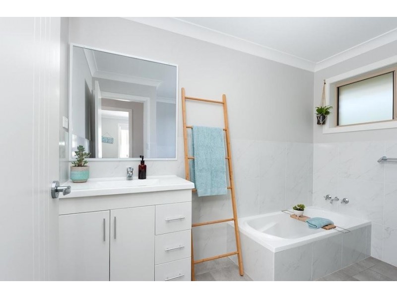 60 Brushbox Drive, Ulladulla NSW 2539