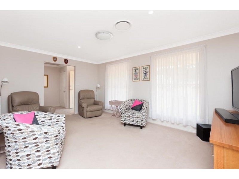 54 Golden Wattle Drive, Ulladulla NSW 2539