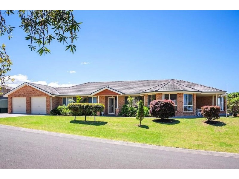 2 Silky Oak Avenue, Ulladulla NSW 2539