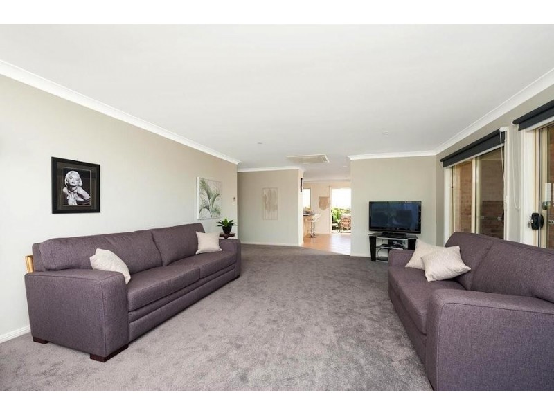 2 Silky Oak Avenue, Ulladulla NSW 2539