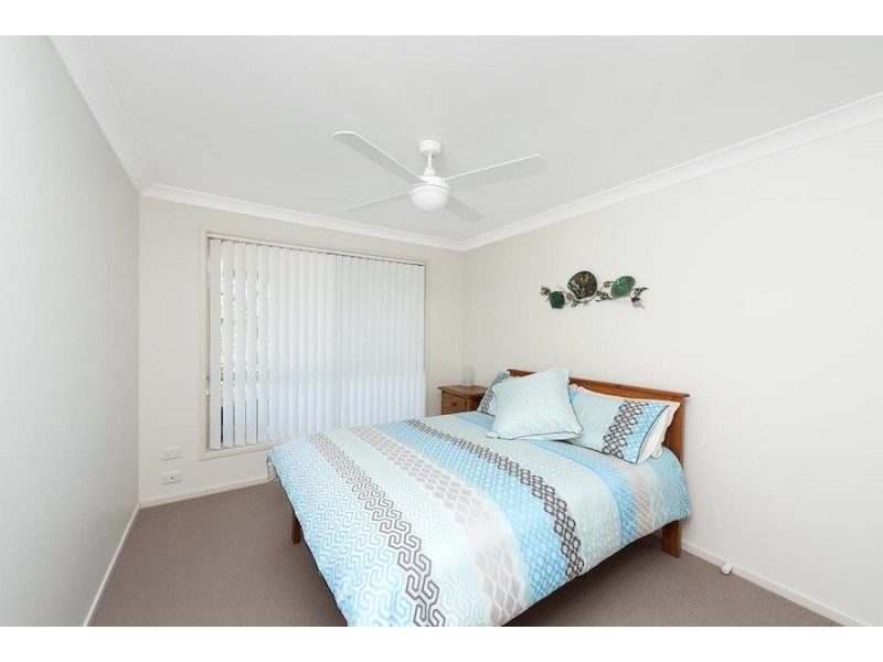 77 Carroll Avenue, Mollymook NSW 2539