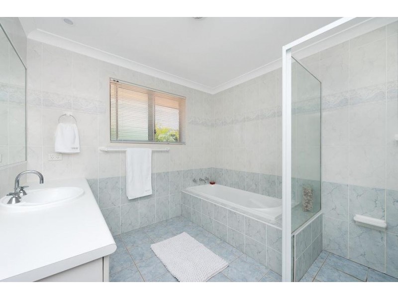 77 Carroll Avenue, Mollymook NSW 2539