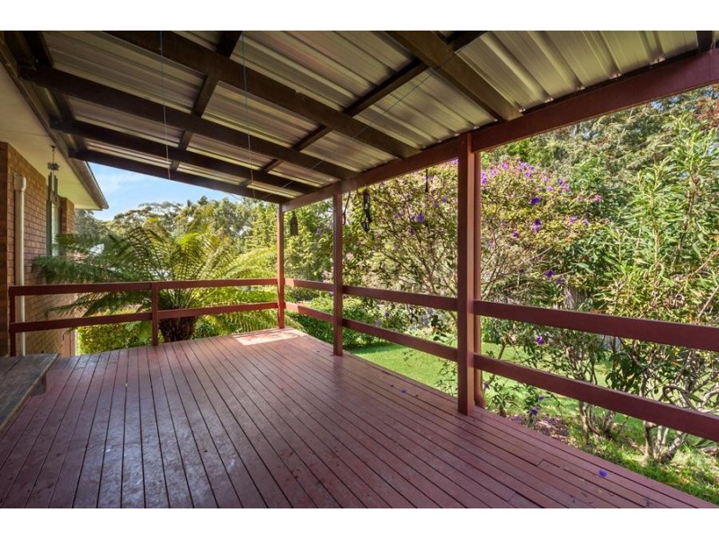 19 Valley Drive, Mollymook NSW 2539