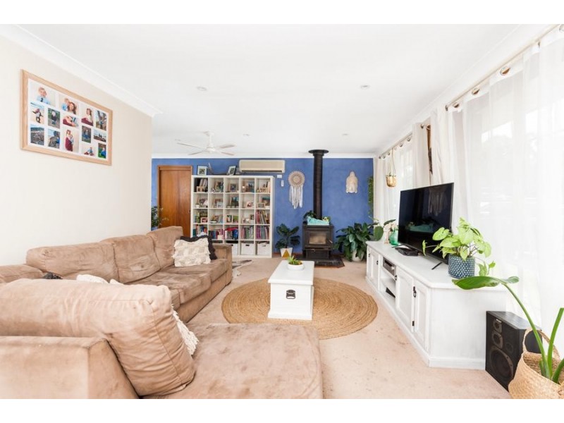 24 Carramar Crescent, Ulladulla NSW 2539