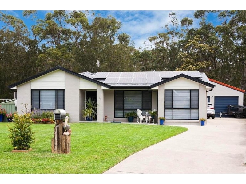 31 Macleay Street, Narrawallee NSW 2539