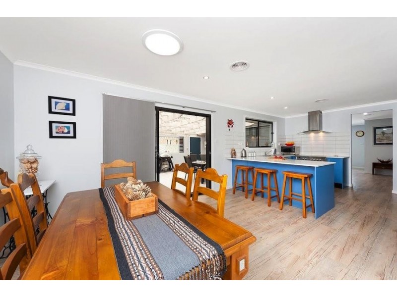 31 Macleay Street, Narrawallee NSW 2539