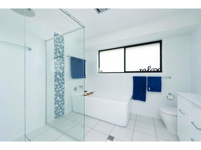 31 Macleay Street, Narrawallee NSW 2539