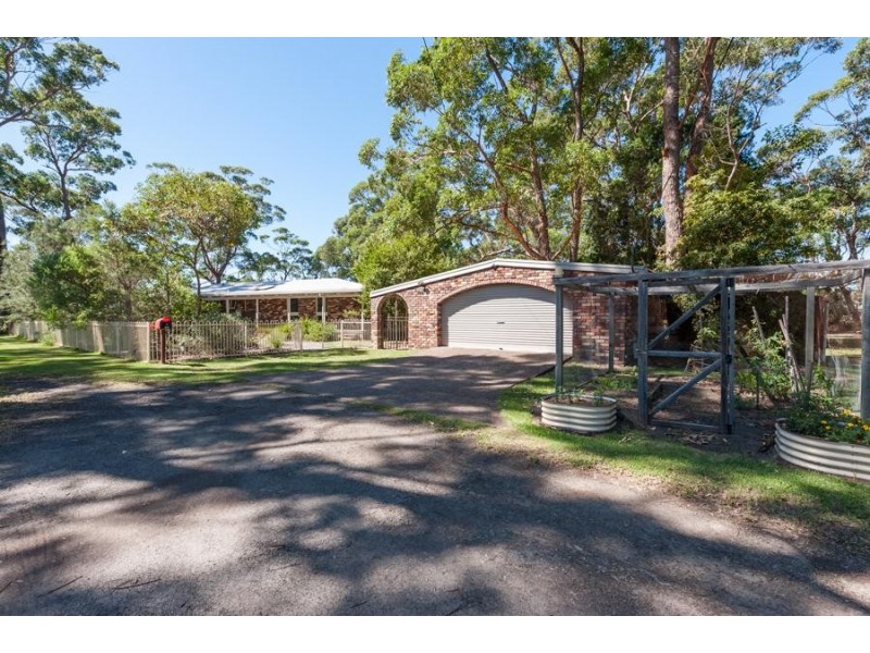 22A River Road, Lake Tabourie NSW 2539