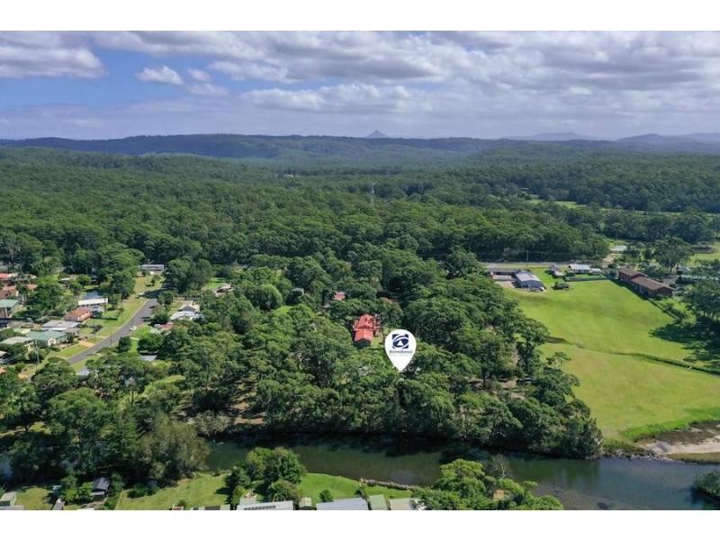 22A River Road, Lake Tabourie NSW 2539