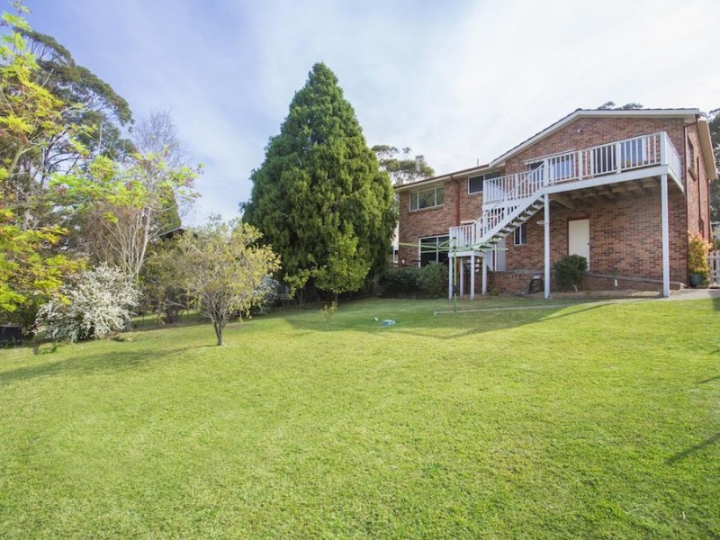 52 Carroll Avenue, Mollymook NSW 2539