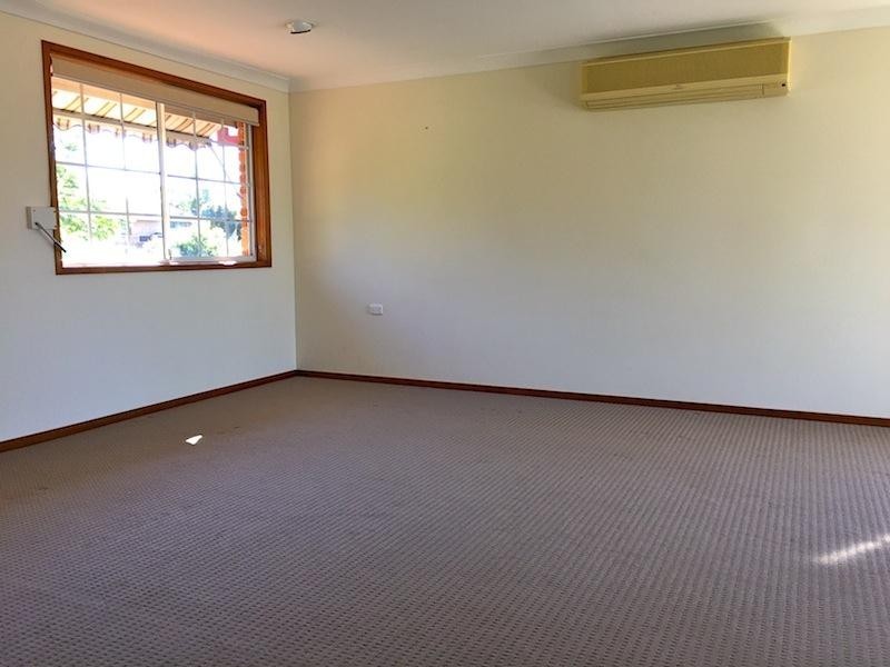 52 Carroll Avenue, Mollymook NSW 2539