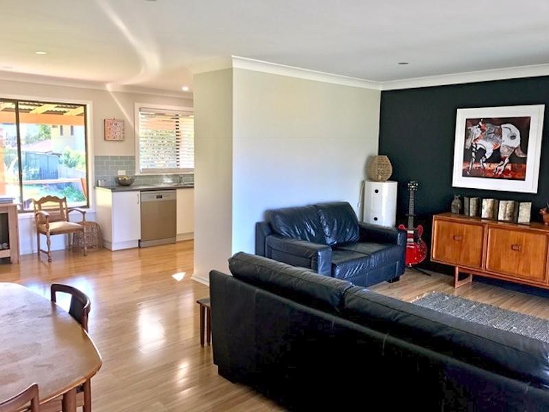 14 Forest Way, Mollymook NSW 2539